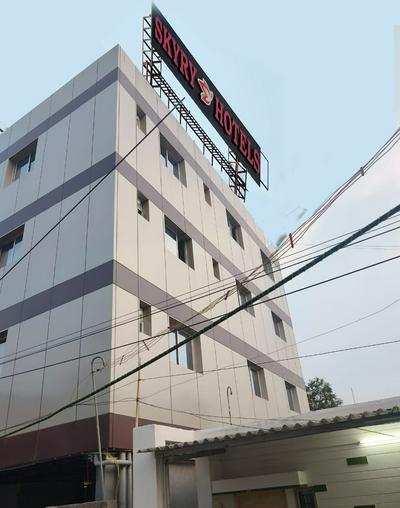 Skyry Hotels Singanallur