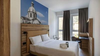 B&B HOTEL Como Baradello