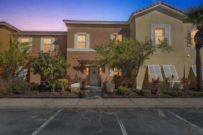 Modern Kissimmee Townhouse Near Disney 3 Bedroom Townhouse