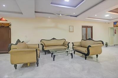 Hotel Maruthi Residency