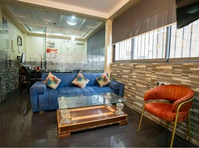 ZELLAKA hôtel & café