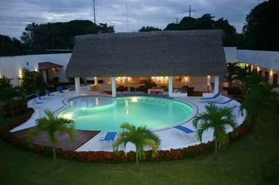 HOTEL VILLA BLANCA SUITES