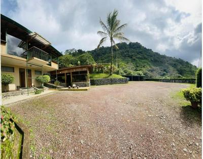 Hotel Tapanti Media de Orosi