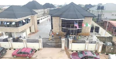 Premium Hotel & Suites by Victoria Inn