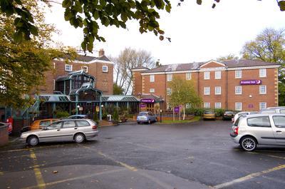 Premier Inn Stockport Central