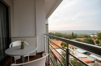 The Cube - Zwelakho Luxury Apartments