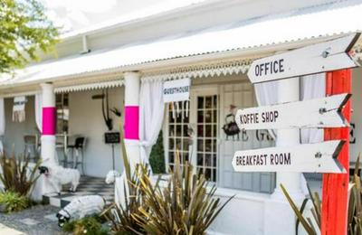 Emantlaneni Guest House
