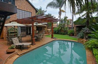 Africa House Guest House