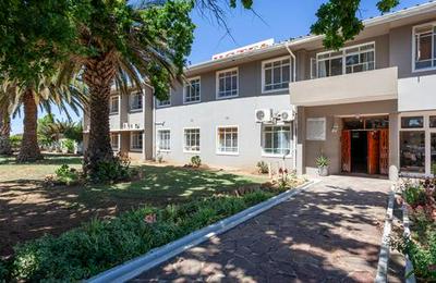 Loganda Karoo Hotel