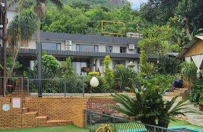 Yacht View Lodge