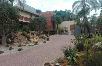 Thabeng Guesthouse