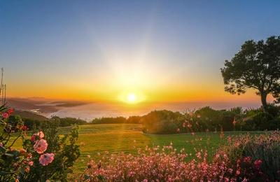 Hilltop Country Lodge