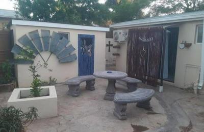 Opiepad Guesthouse