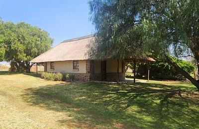 Schrikkloof Lions Foundation and Rescue Centre