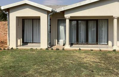 Sefatsa Guesthouse