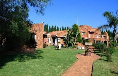 Eden Guest Lodge
