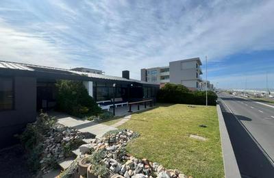 High Five Kite House