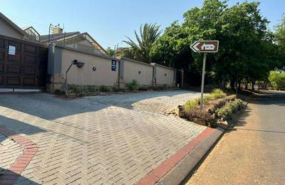 Kungwini Guest House