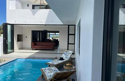 The Cliff Villa