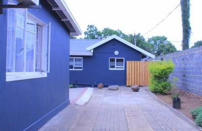 Newcastle Thully Guesthouse