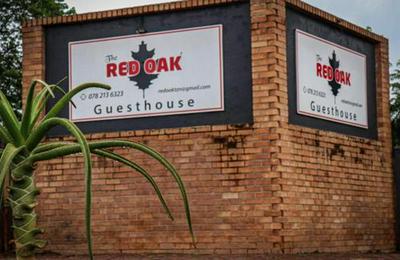 The Red Oak Guesthouse