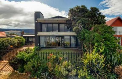 iMOYO INN, Ocean Family Villa, Sandbaai