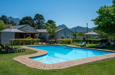 Pine Lodge George