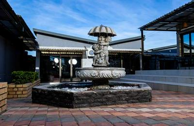The Space Guest House - Mondlo