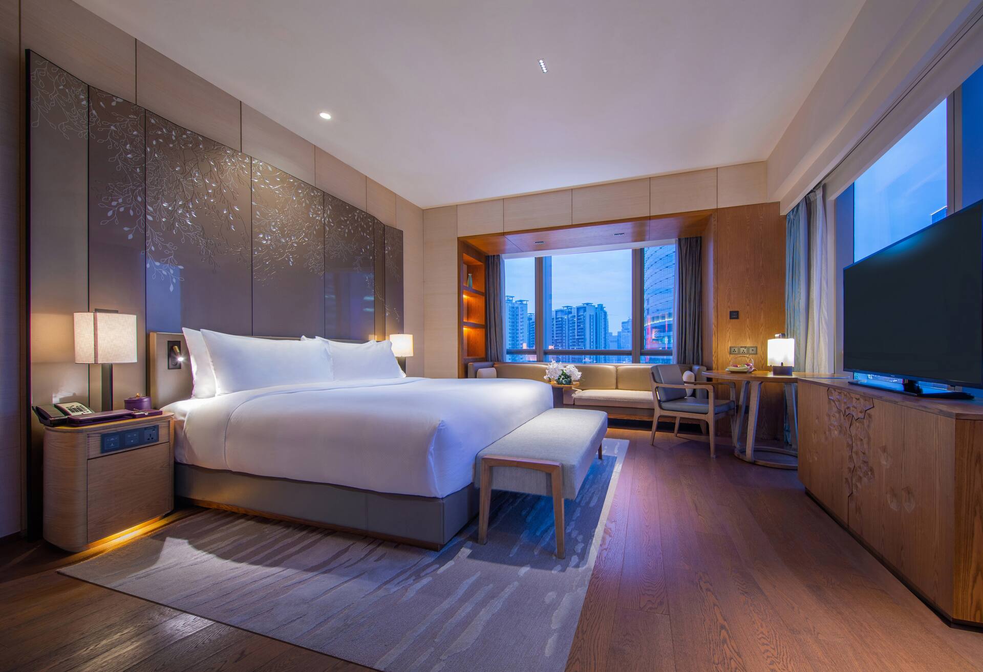 King Premier Room Canton Tower River View