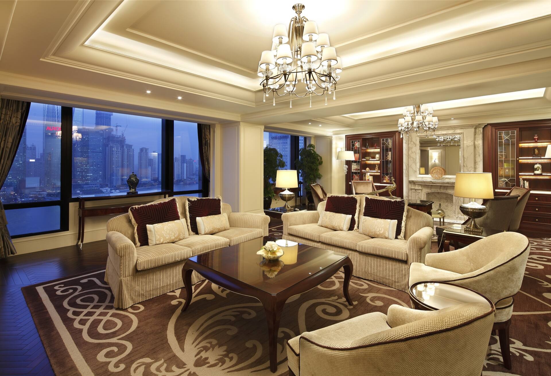 Presidential Suite thumbnail 5