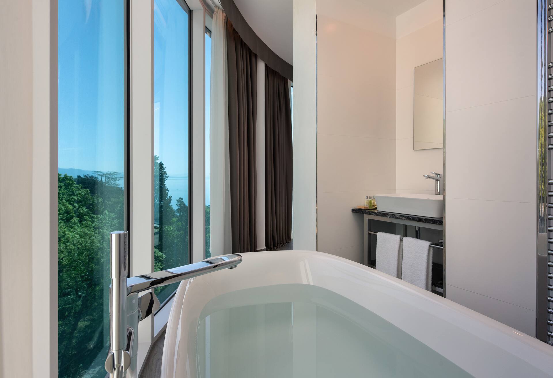 Panorama Suite with Balcony and Sea View