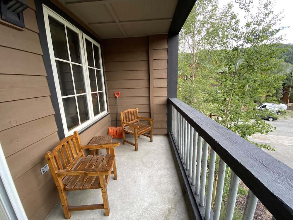 Condo, 1 King Bed with Sofa bed, Resort View (Dakota Lodge 8481) photo 2