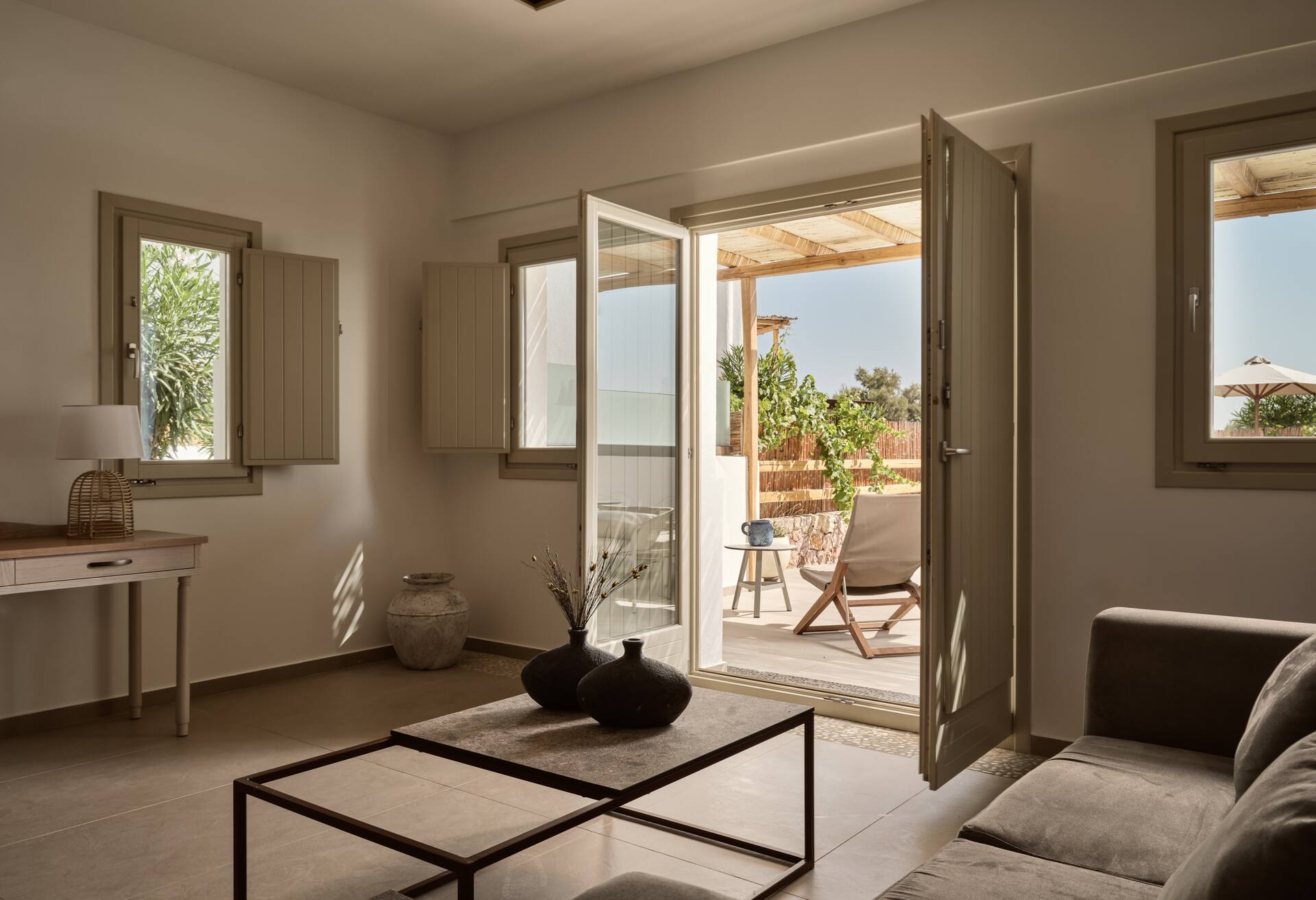 King Premium Duplex Suite with Pool thumbnail 5