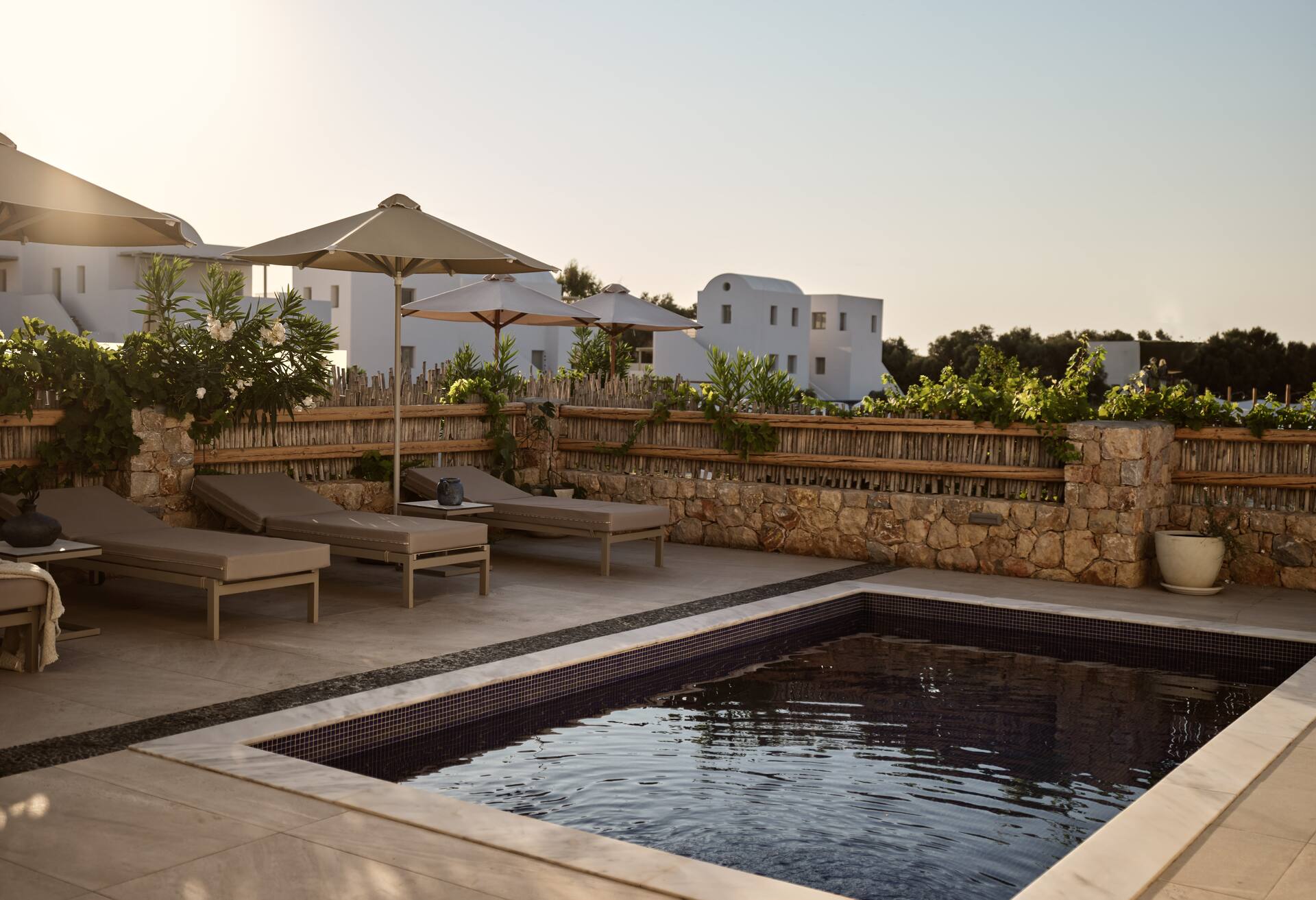 King Two Bedroom Duplex Suite with Pool thumbnail 5