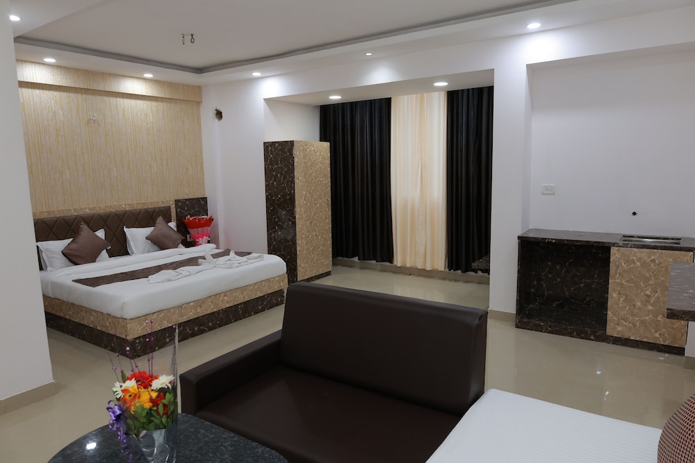 Deluxe Double Room photo 2