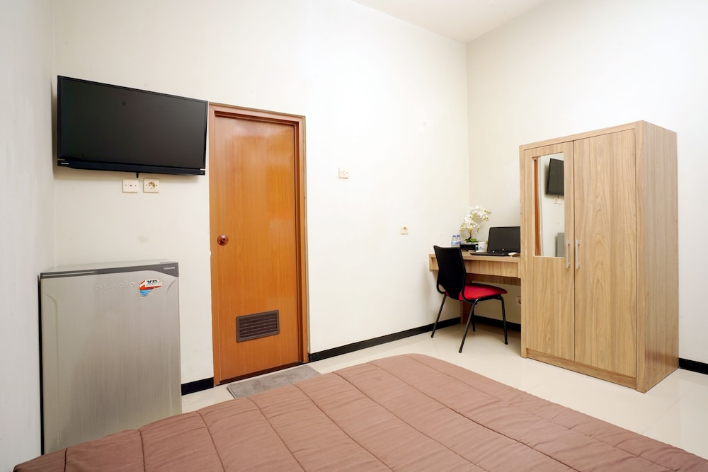 Deluxe Room - Photo 2