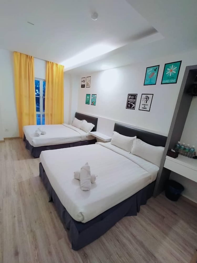 Family Room, 2 Queen Beds