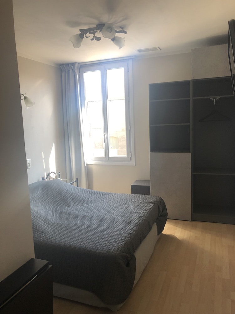 Single Room photo 1