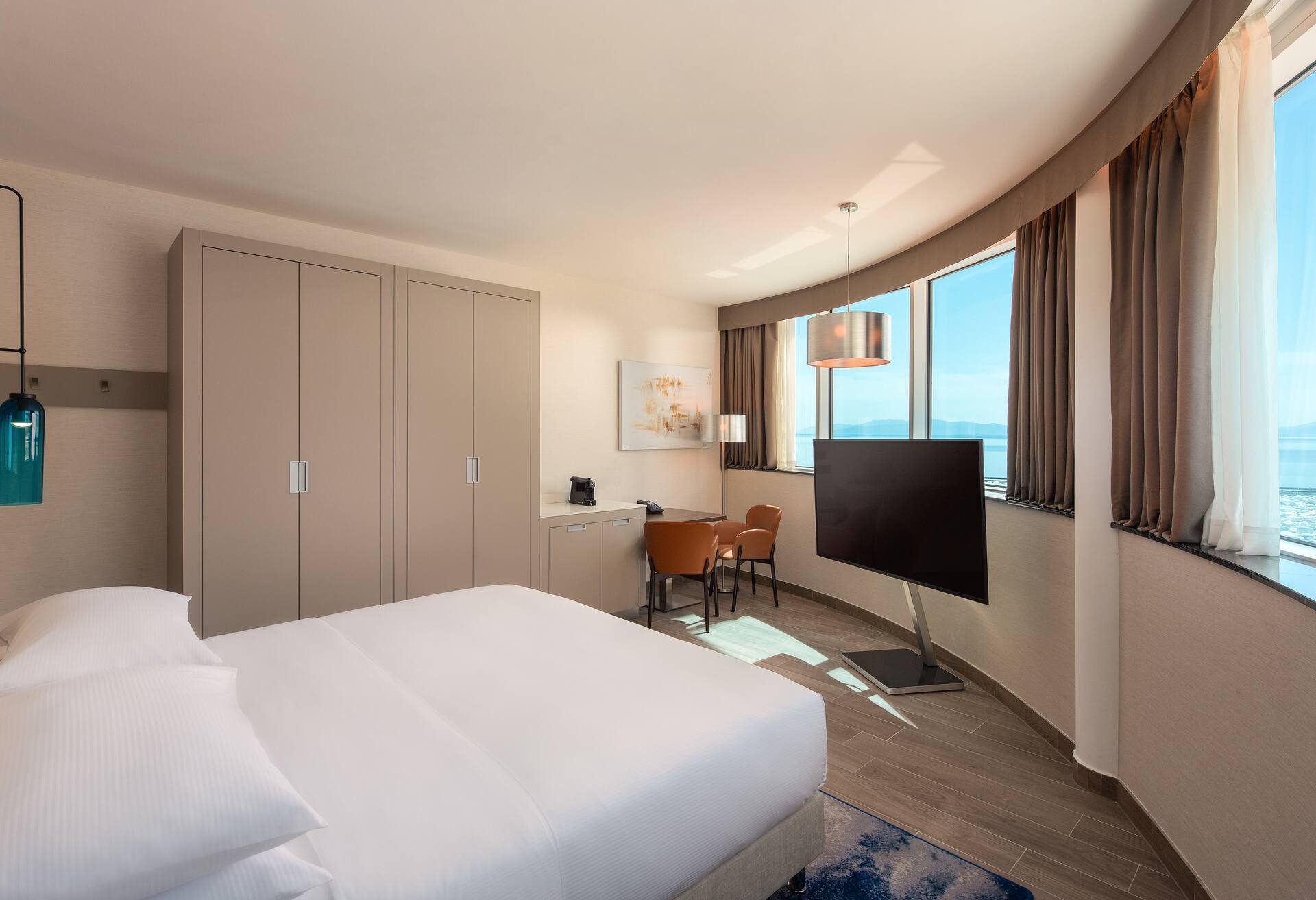 King Superior Room with Sea View