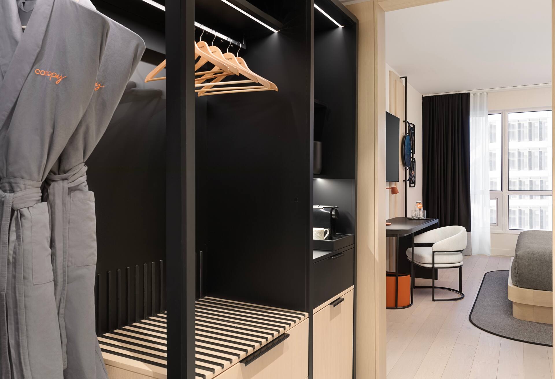 1 King Bed Room