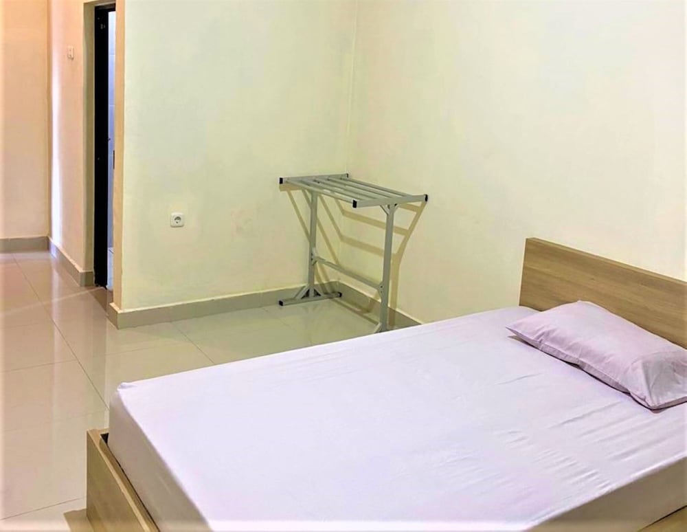 Deluxe Double Room - Photo 13