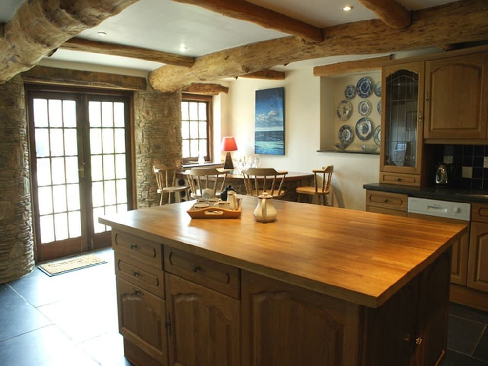 Cottage photo 2