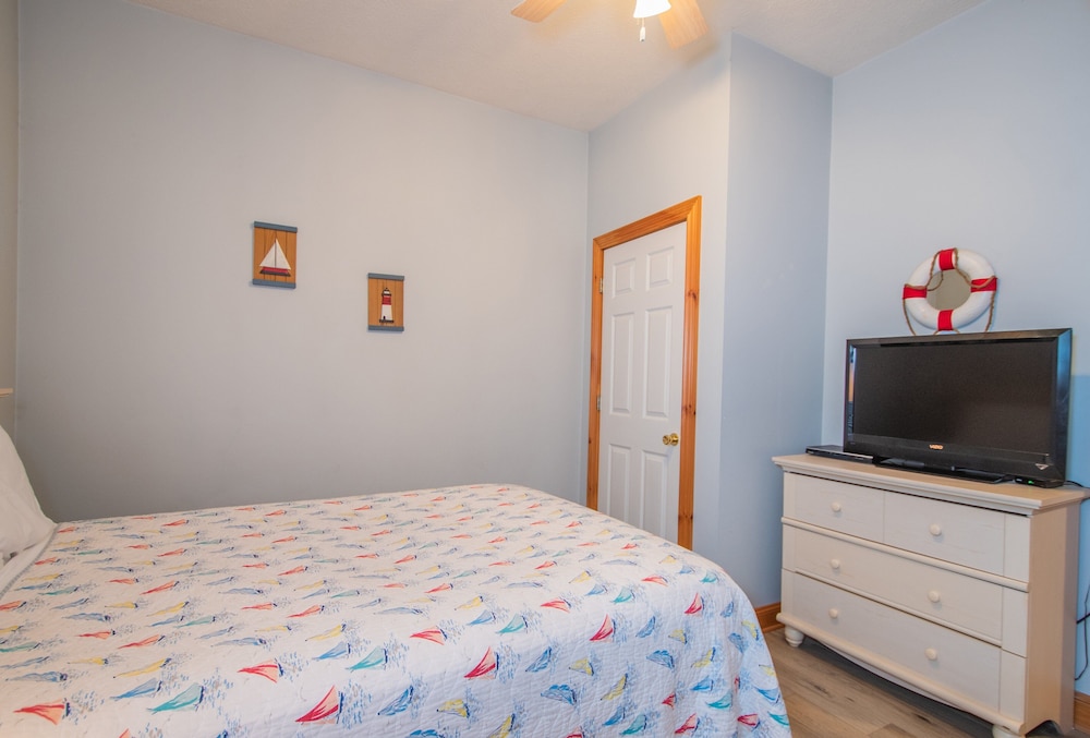 House (6 Bedrooms) photo 2