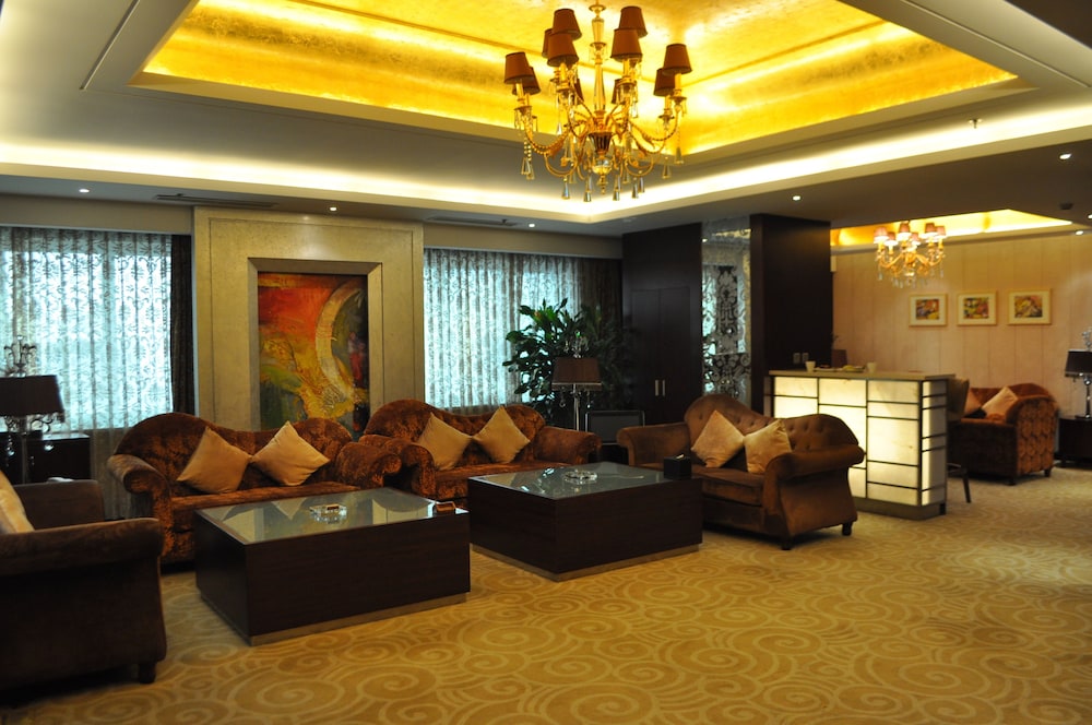 Presidential Suite, 1 King Bed, Smoking photo 1