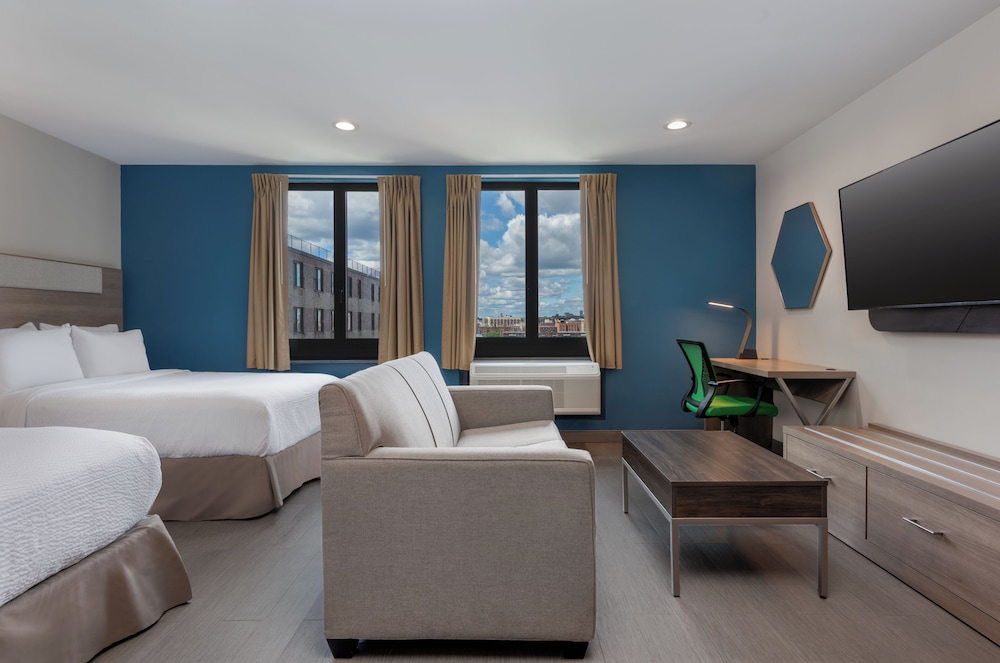 Suite, 2 Queen Beds