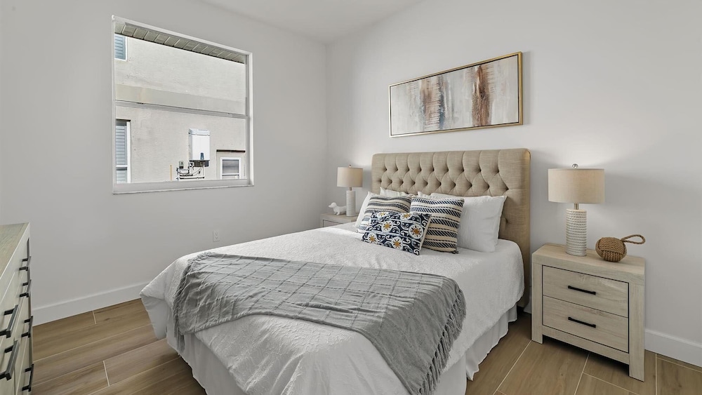 House, Multiple Beds, Pool Access (AMD5601) photo 1