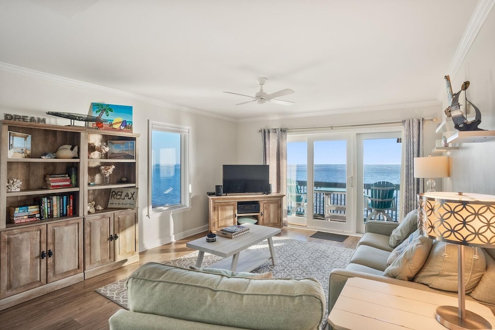 Condo, 1 King Bed, Kitchen, Ocean View photo 1