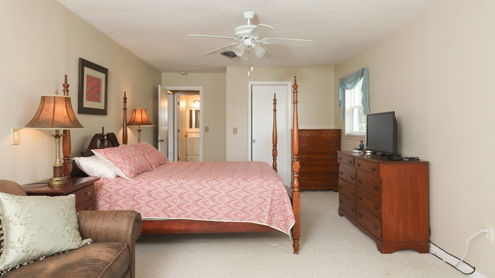 House, Multiple Beds, Pool Access (VGD27305) photo 2