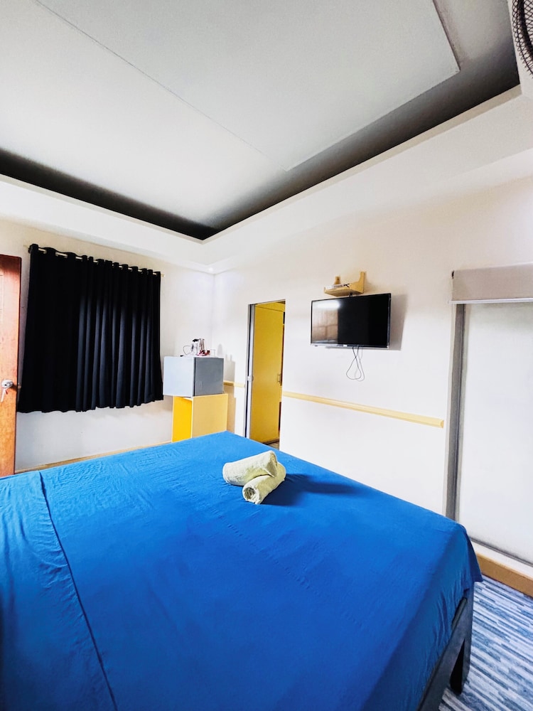 Superior Room, Non Smoking - Photo 7