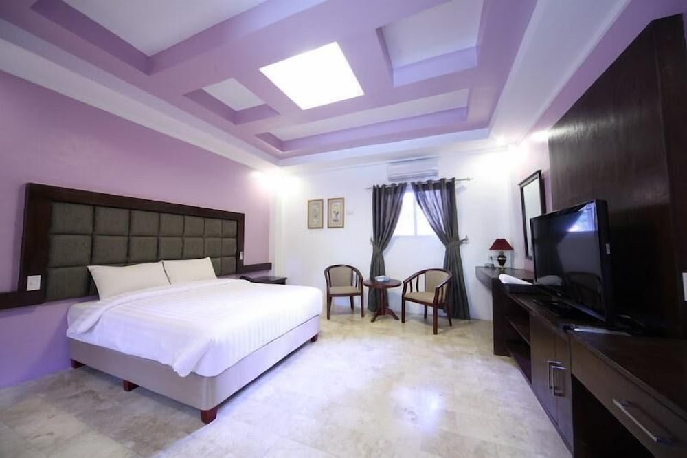 Superior Room, 1 Queen Bed photo 1